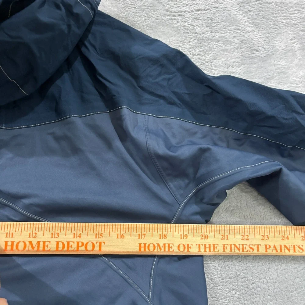 REI Co-Op Rain Jacket Mens Small Nylon‎ Full Zip Outdoors Rain Coat